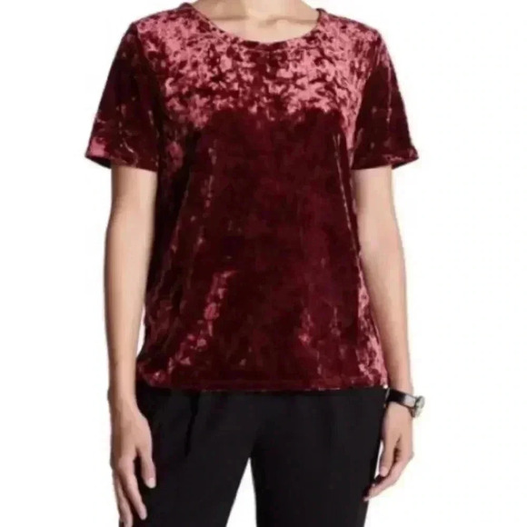14th & Union Women’s Scoop Neck Velvet Maroon Shirt - Picture 1 of 6